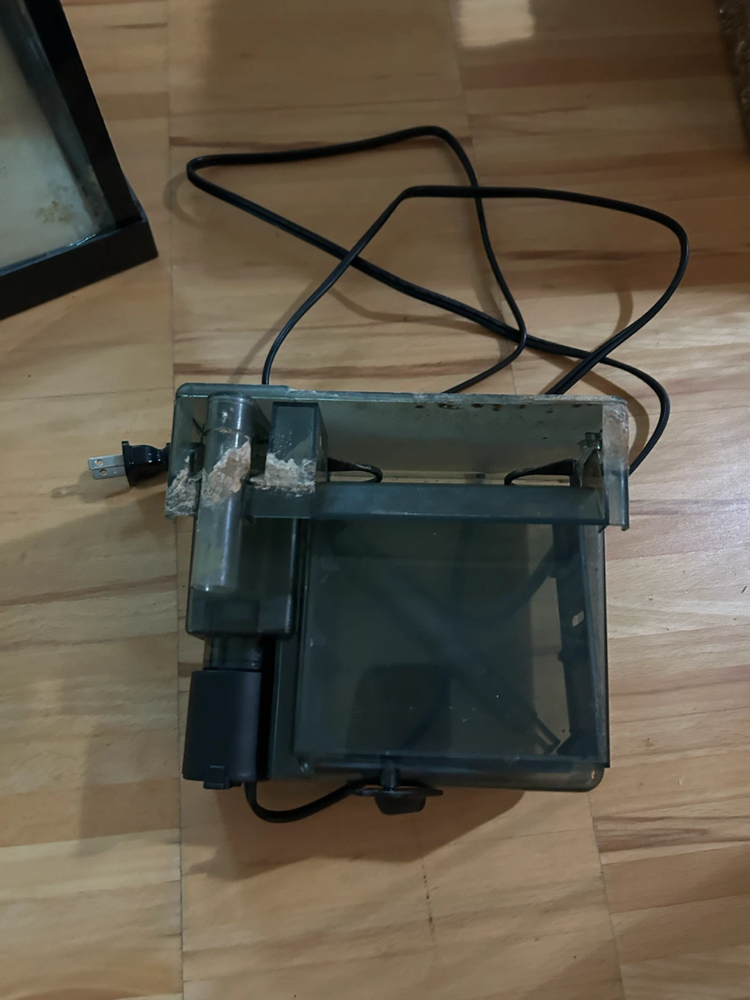 30 gallon aquarium with accessories - photo 5