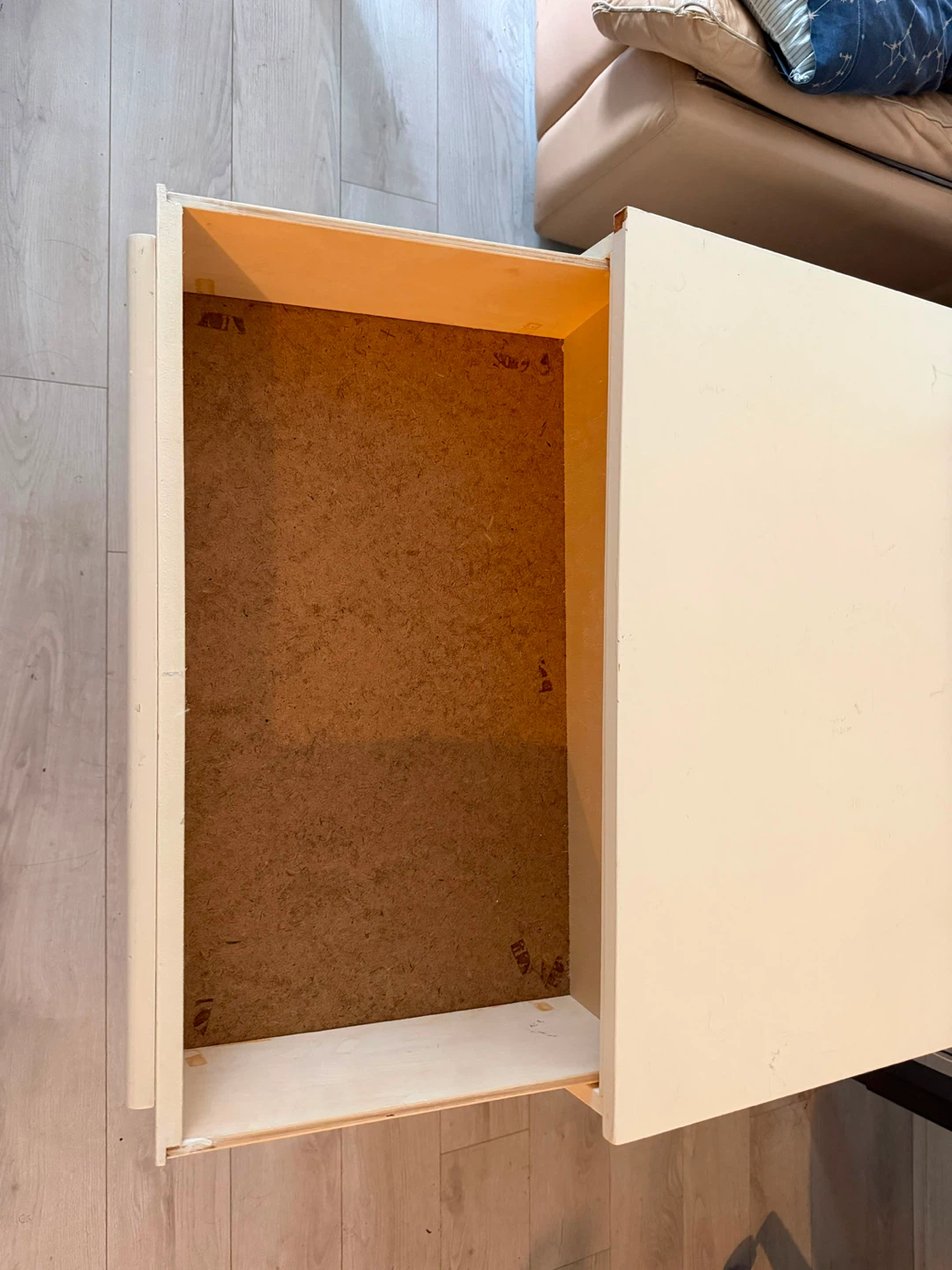 Cream Dresser with 3 drawers - photo 4