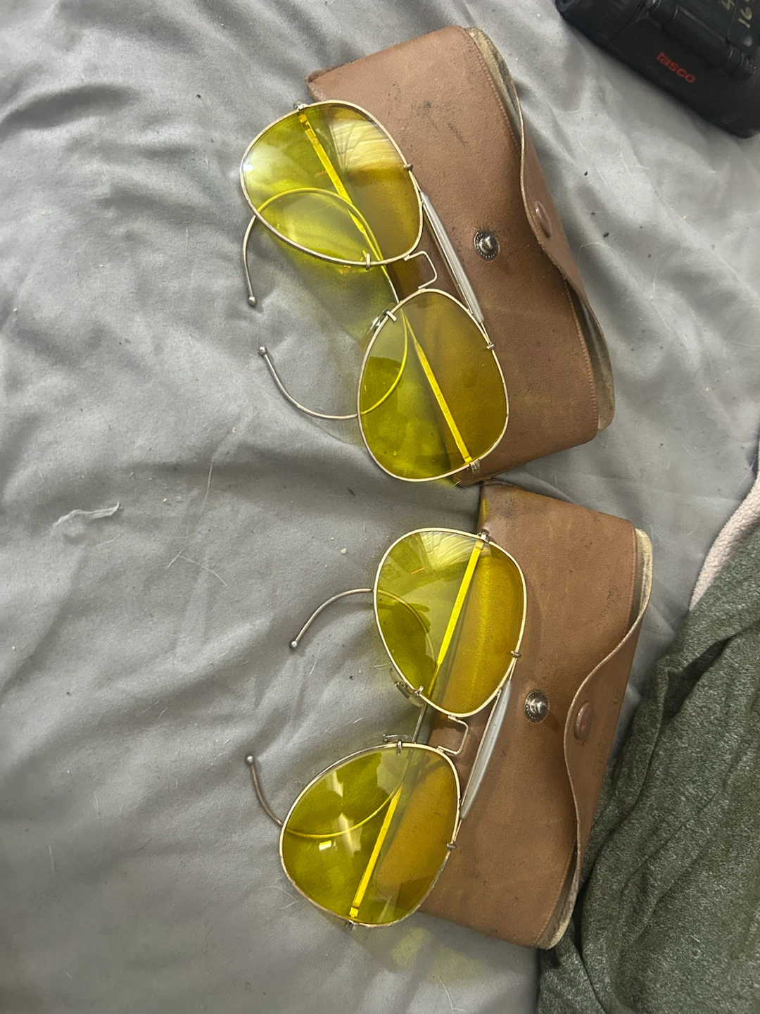Bushnell Aviator Sunglasses with Case - photo 5