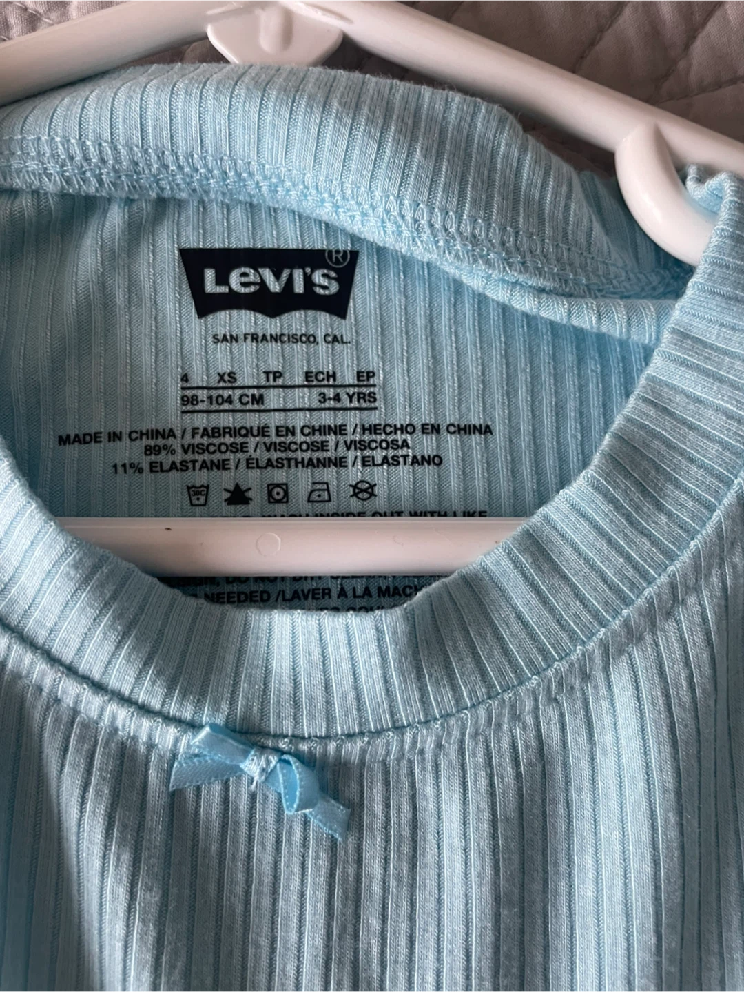 Levi's Baby Blue Ribbed T-Shirt with Pink Trim - Size XS - photo 2