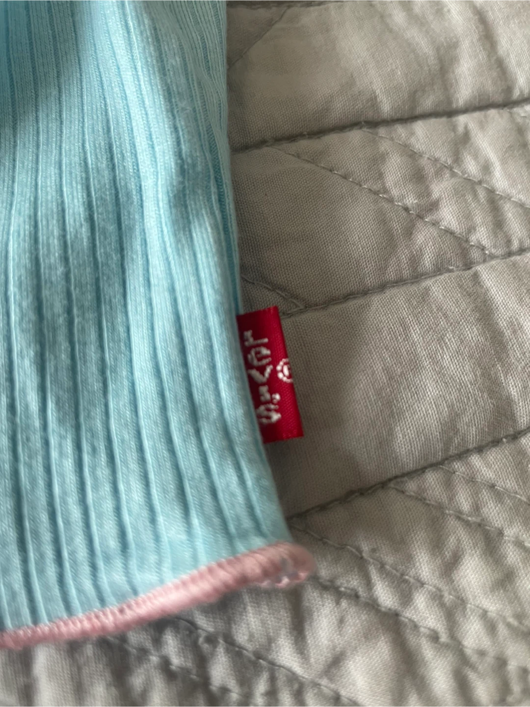 Levi's Baby Blue Ribbed T-Shirt with Pink Trim - Size XS - photo 3