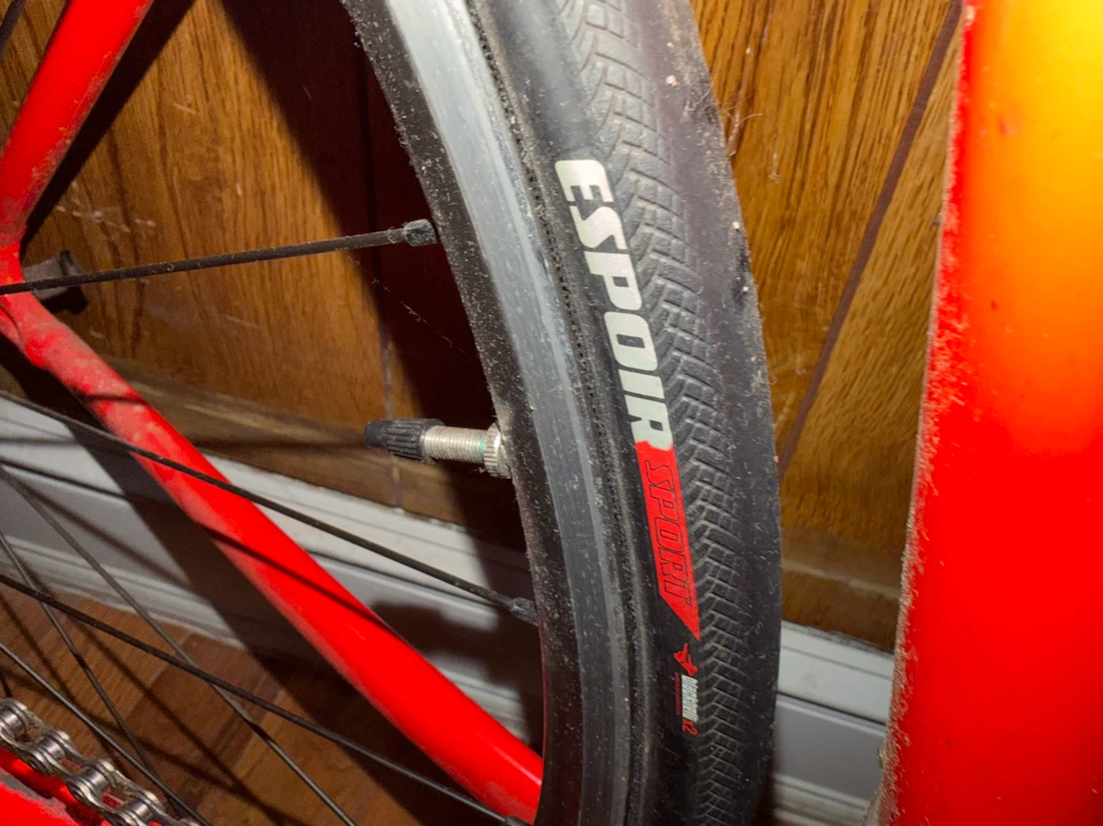 Allez road bike - great condition - photo 4