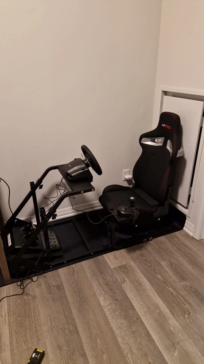 GT Omega Sim Racing Cockpit Setup w/ Logitech Wheel & Shifter