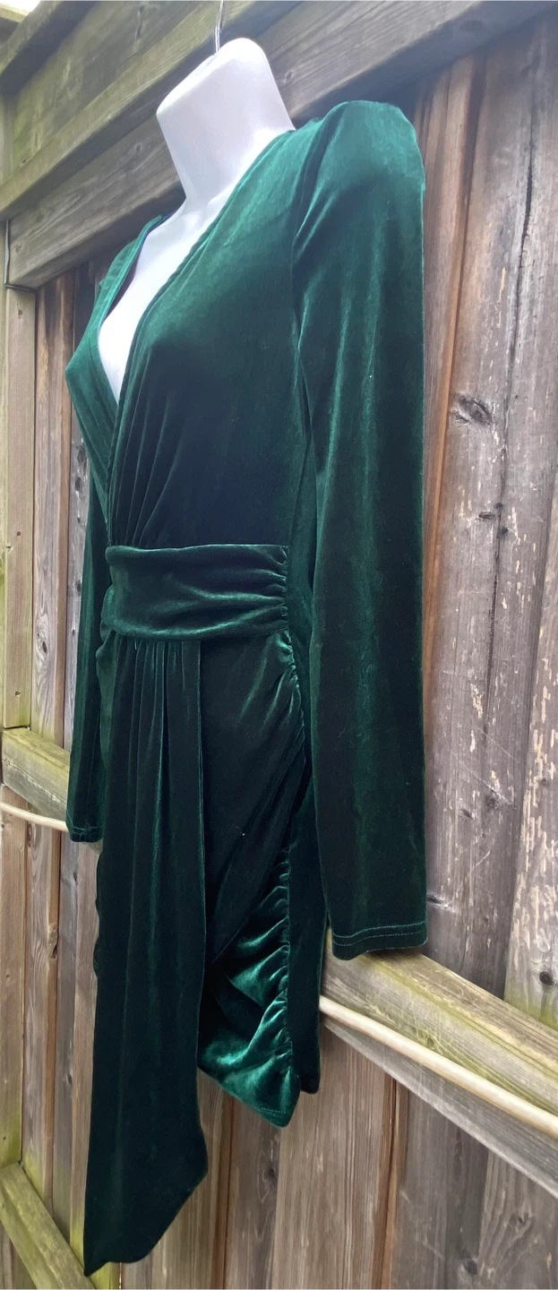 SHEIN Green Velvet Long Sleeve V-Neck Dress Size S - photo 2