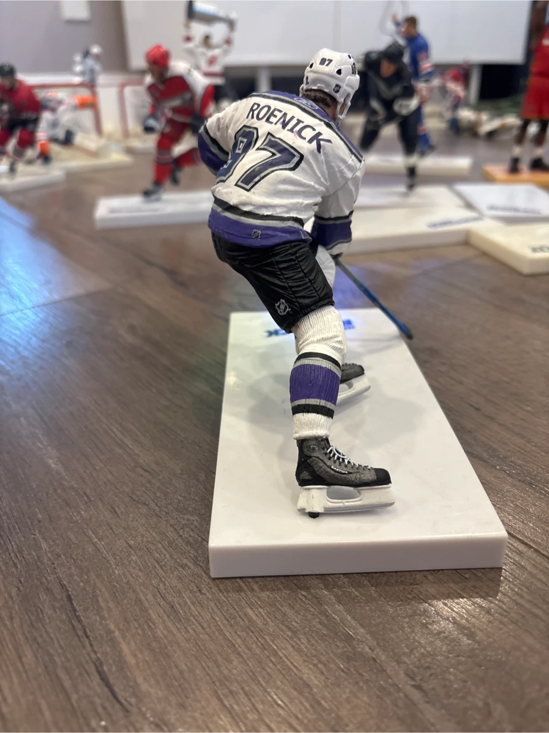 Jeremy Roenick Hockey Figure - photo 2