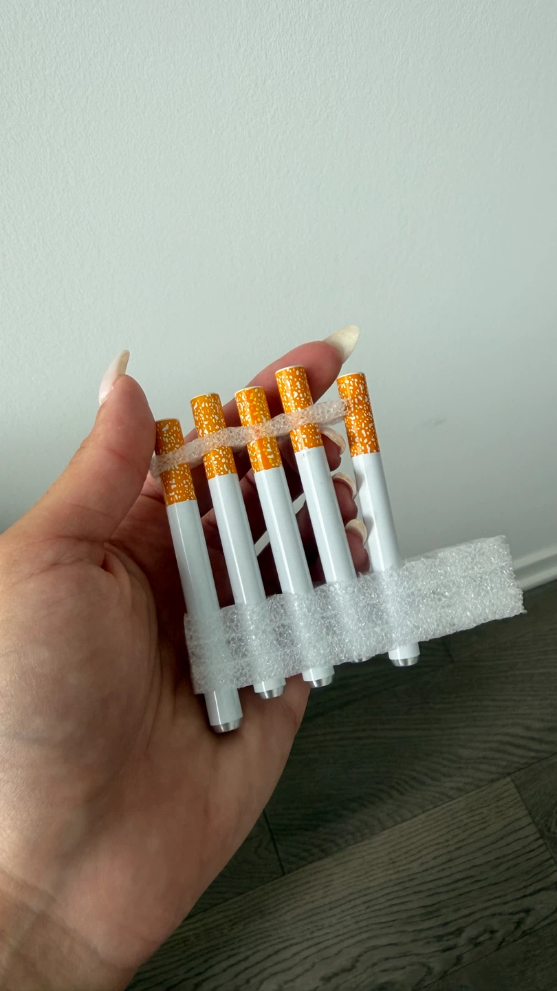 Set of 5 Prank Bubble Cigarettes