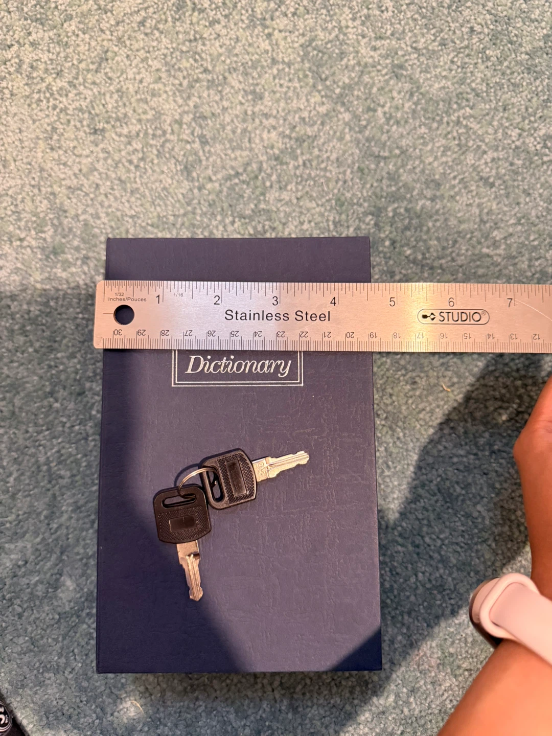 Book Safe "The New English Dictionary" with Keys - photo 2