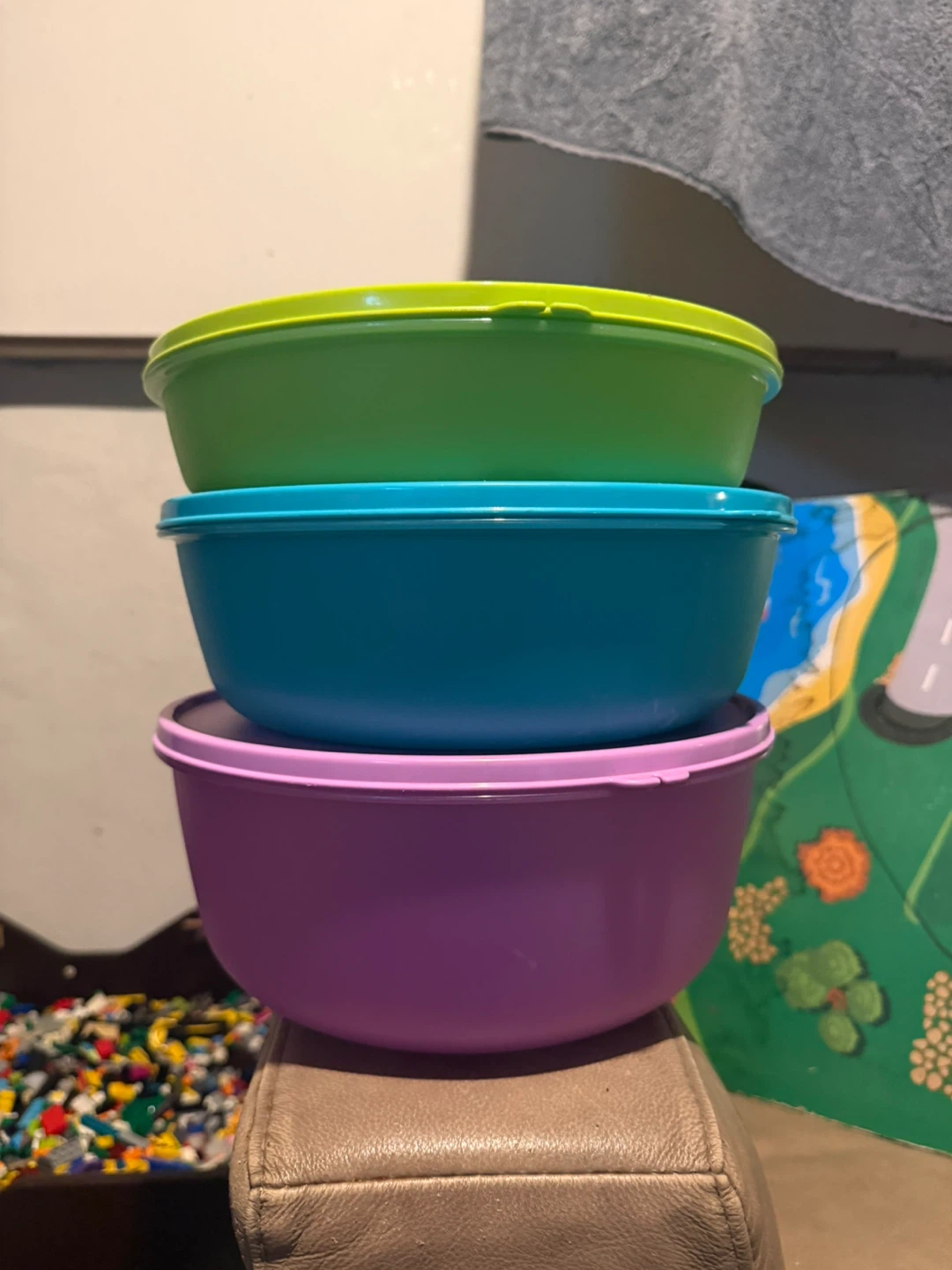 Set of 3 Tupperware Mixing Bowls