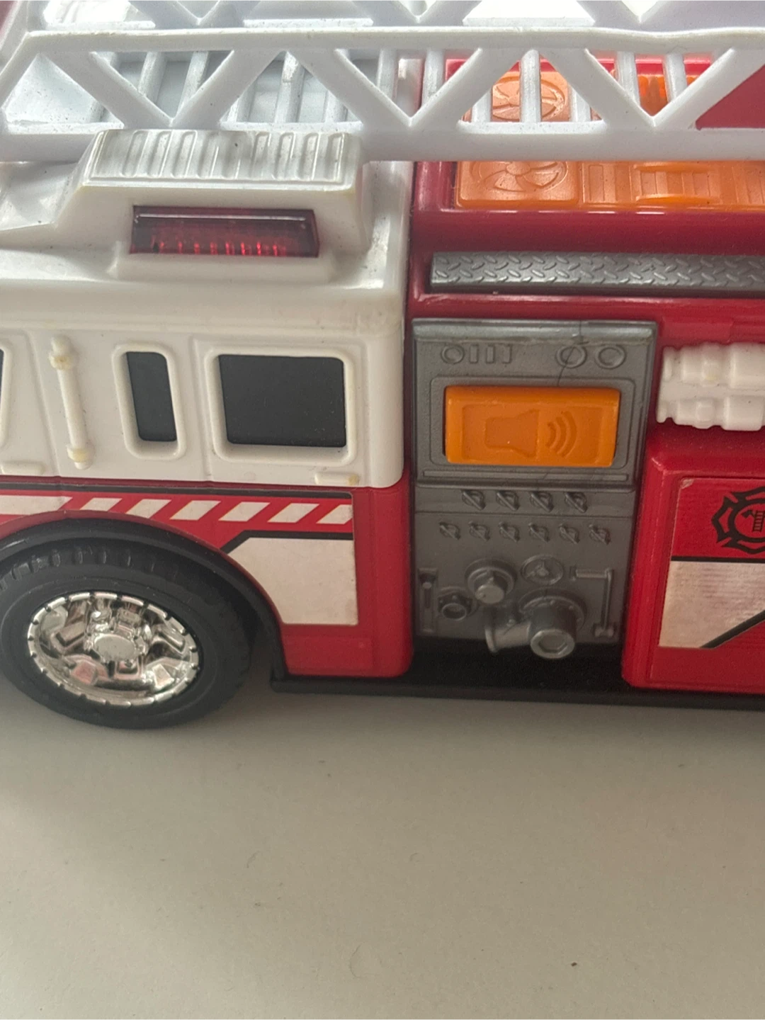 Fire Truck with noise and Excavator Toy Set - photo 3