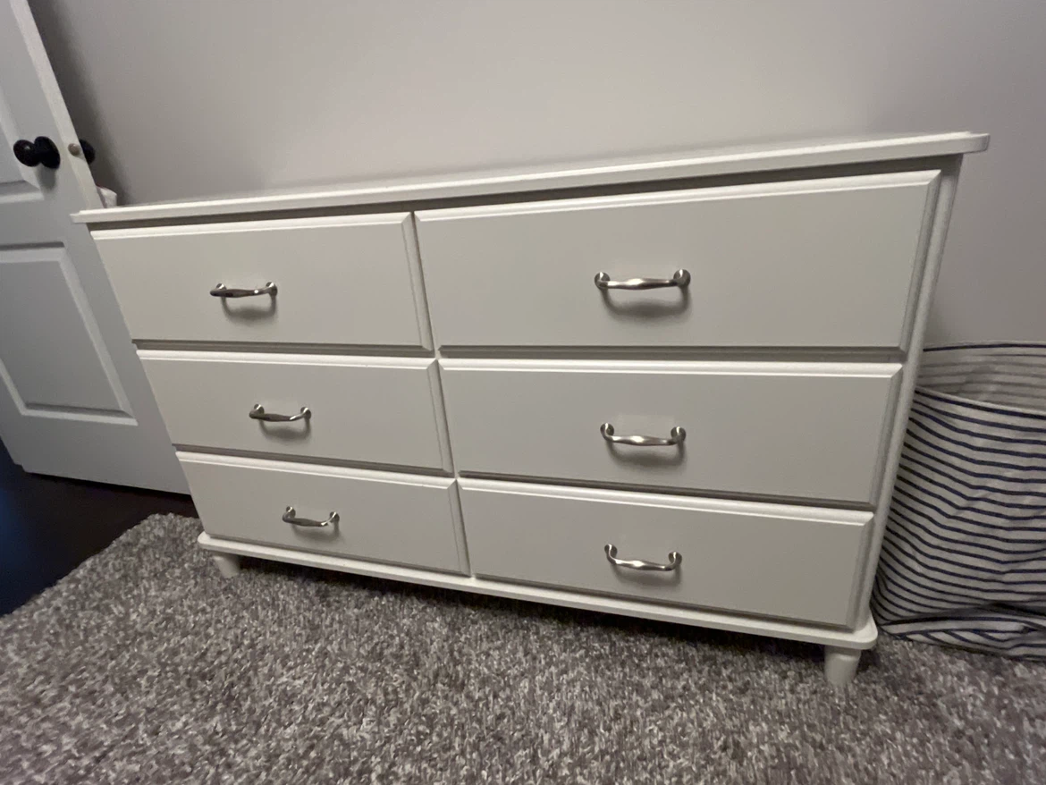 IKEA dresser - 6 drawer - photo 2