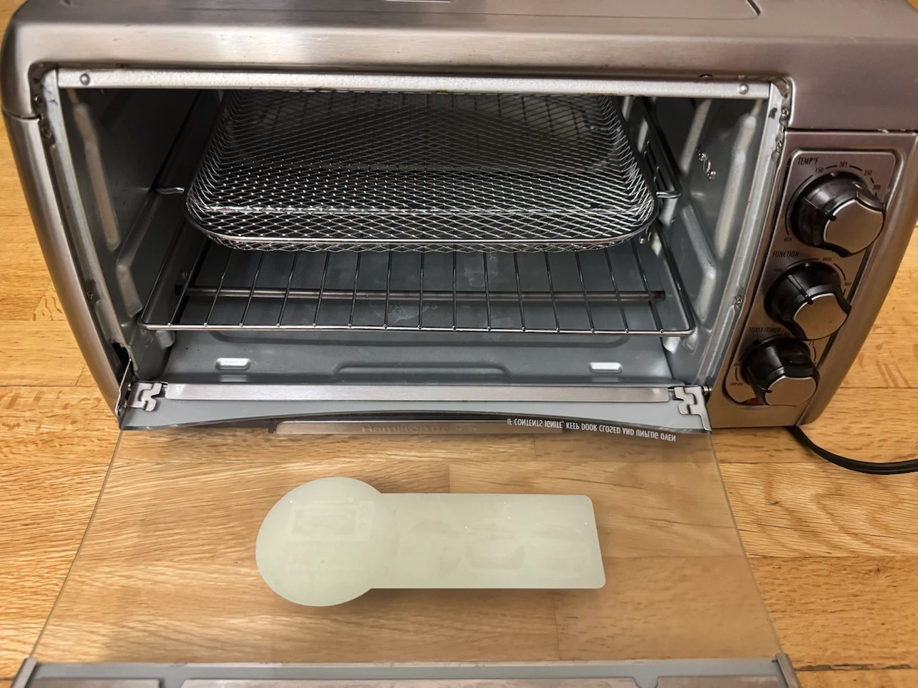 Black+Decker 4-Slice Toaster Oven - photo 3