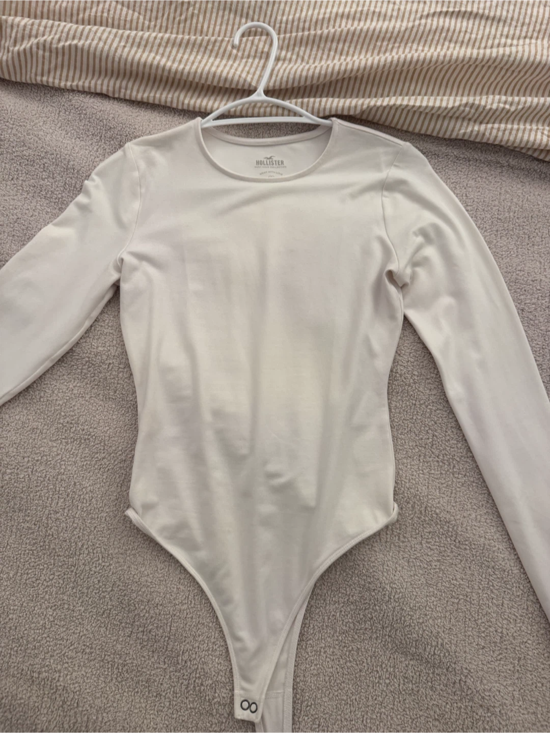 Hollister Long Sleeve Bodysuit - photo 2