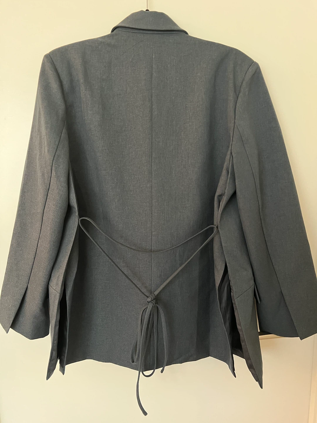 Love, Bonito Grey Suit Set - Blazer & Trousers - photo 3