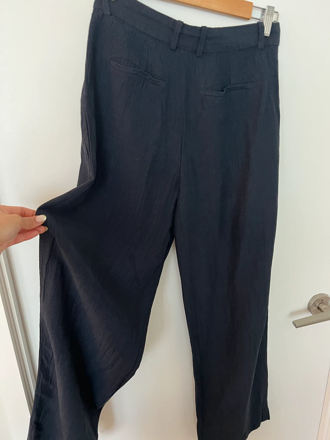 Babaton Navy Blue Pleated Trousers Size 6 - photo 3