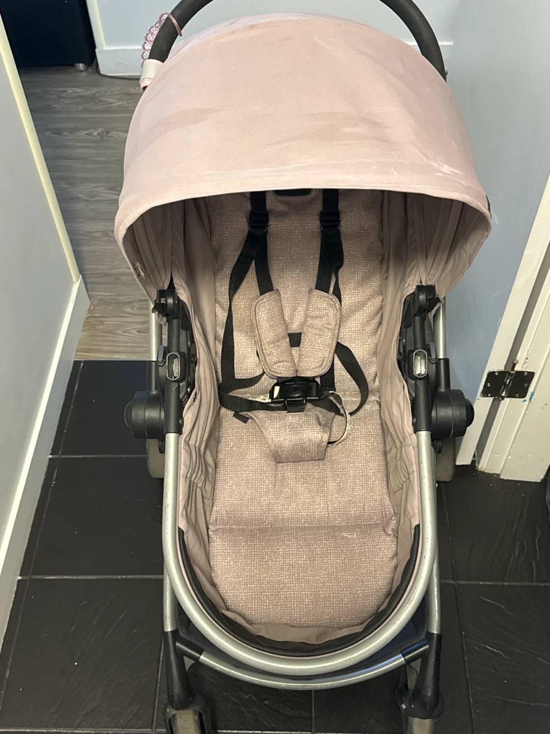 Evenflo Stroller - photo 2