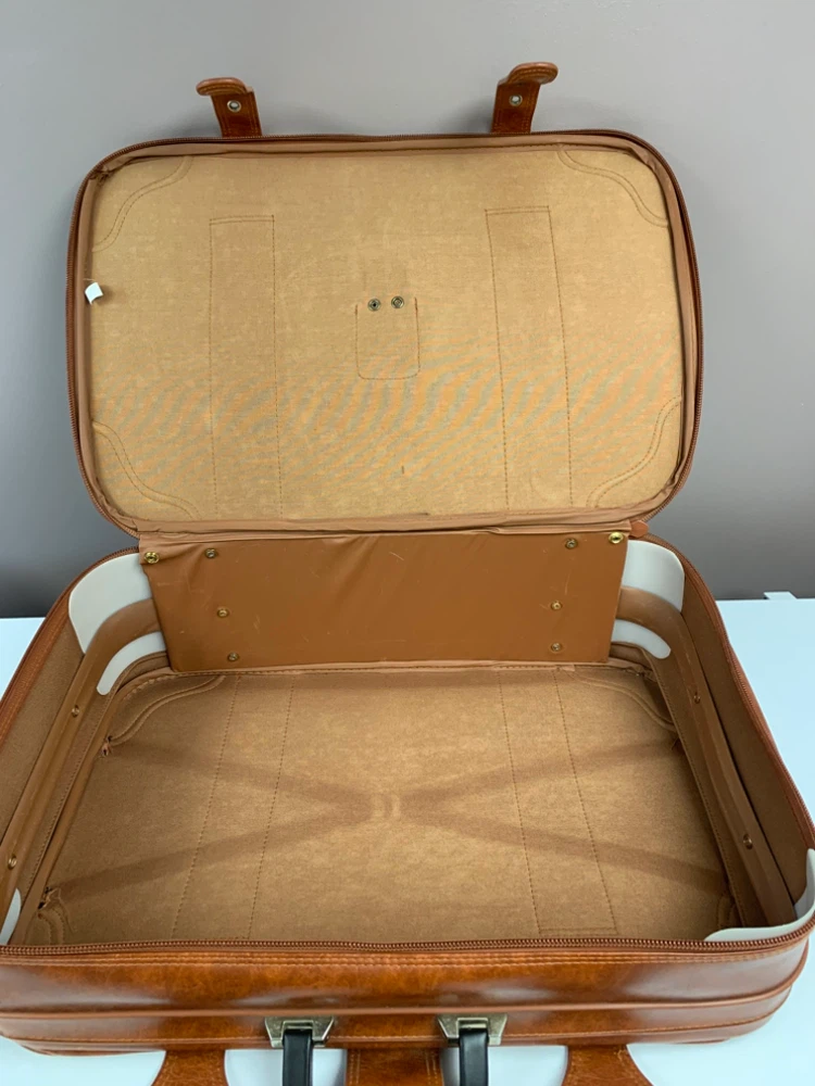 Vintage Brown Faux Leather Suitcase - photo 3