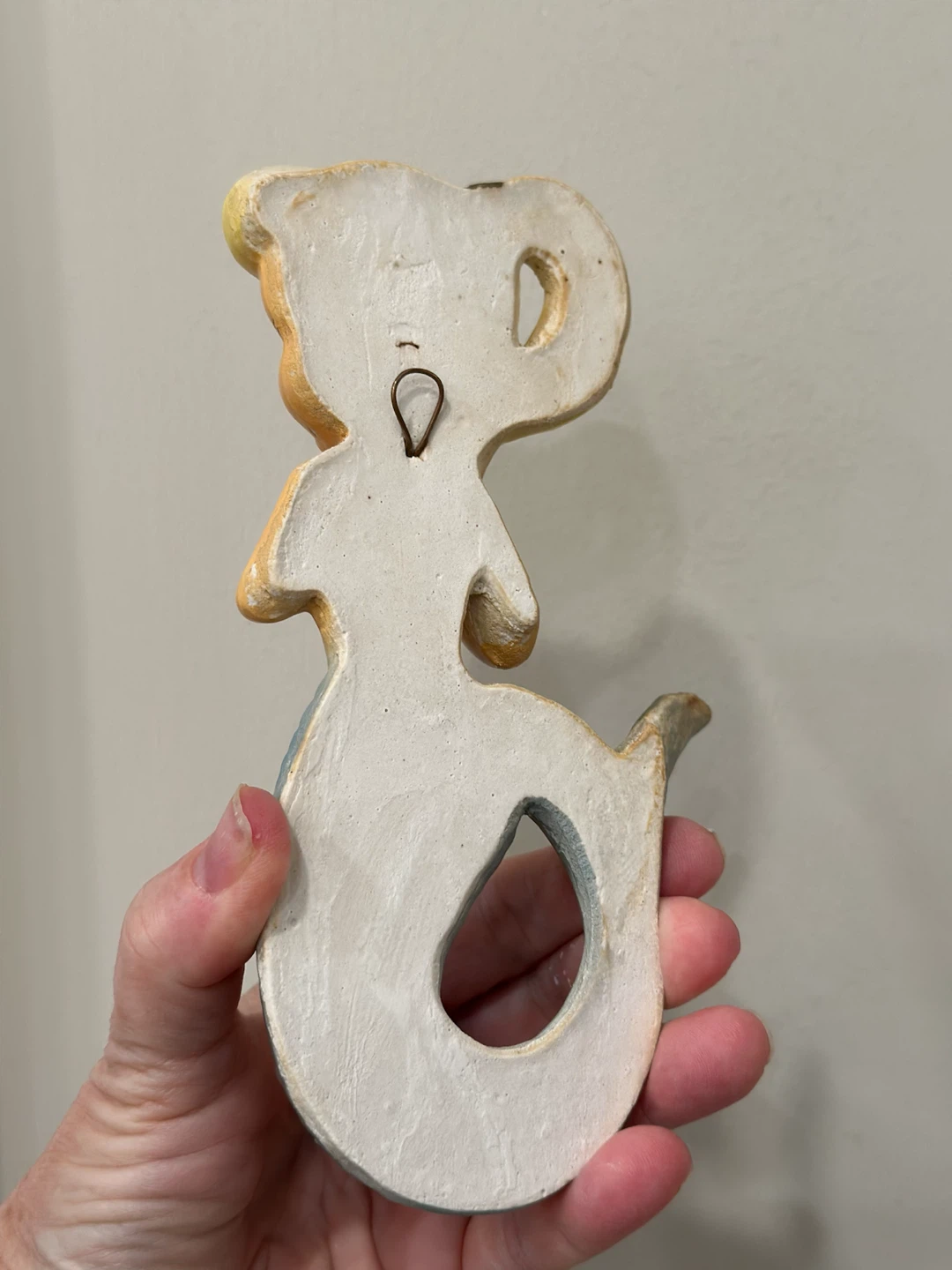 Vintage 1950’s Blonde Mermaid Chalkware wall plaque - photo 4