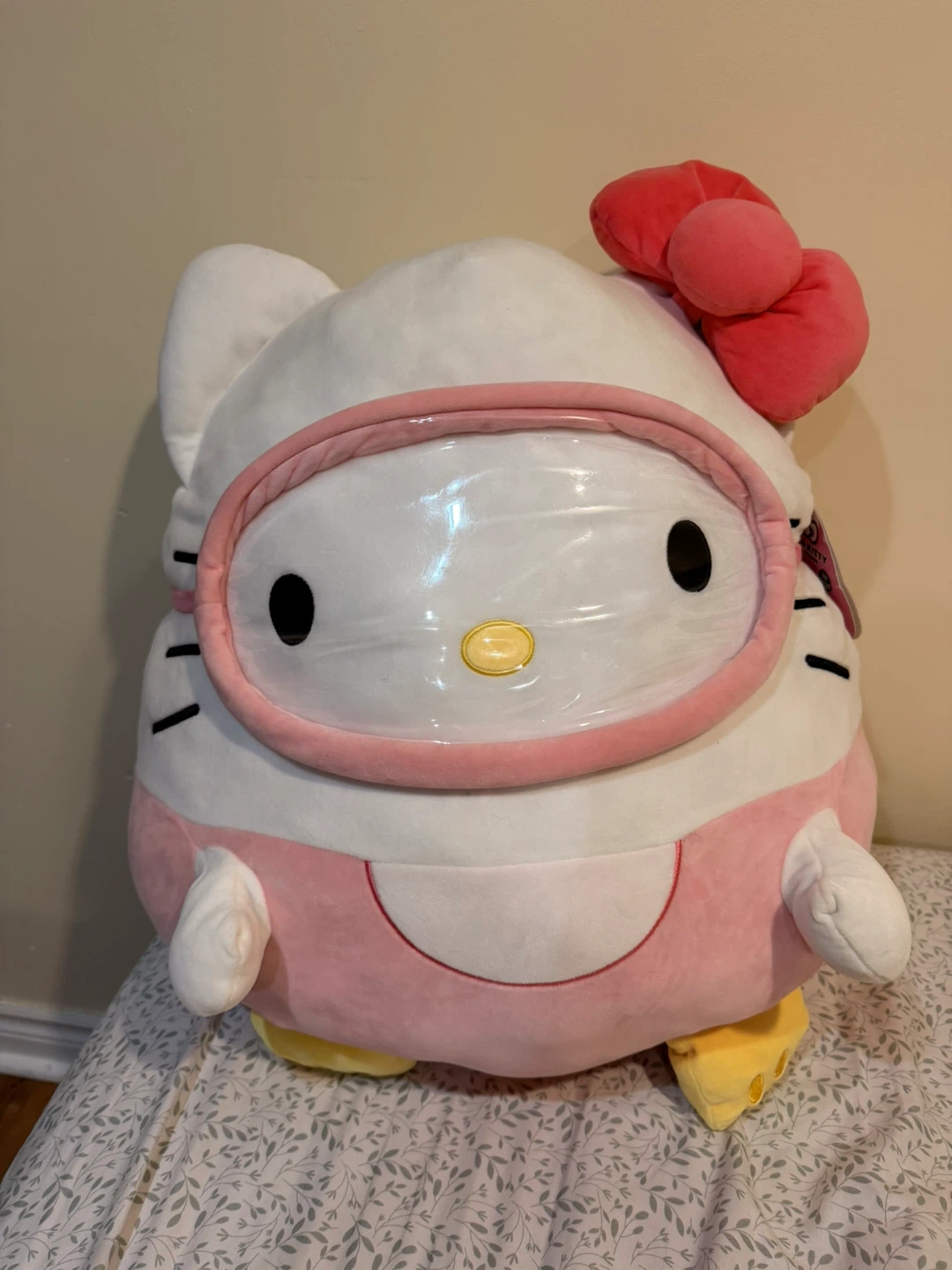Hello Kitty Squishmellow