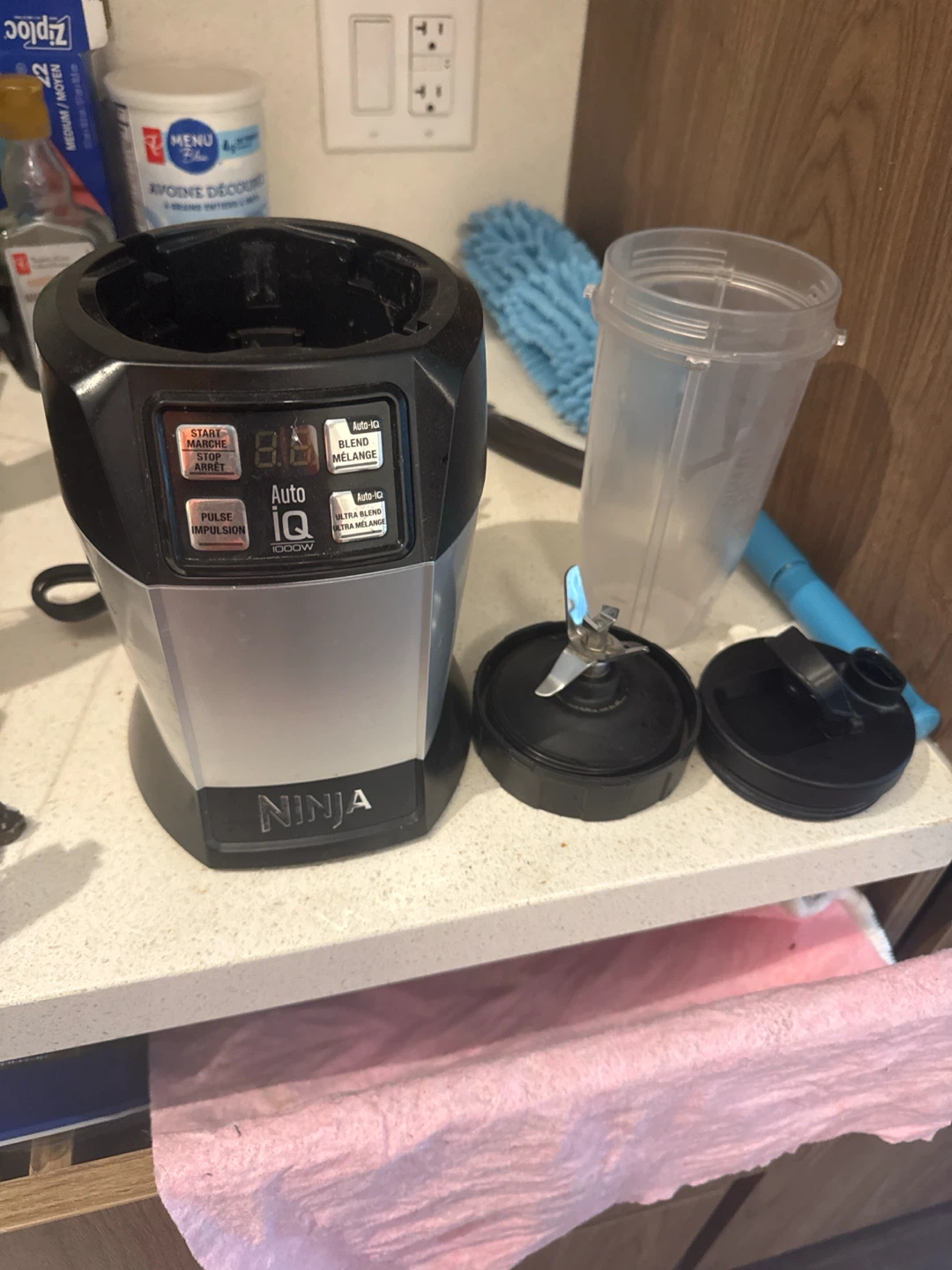 Ninja IQ 1000W Blender