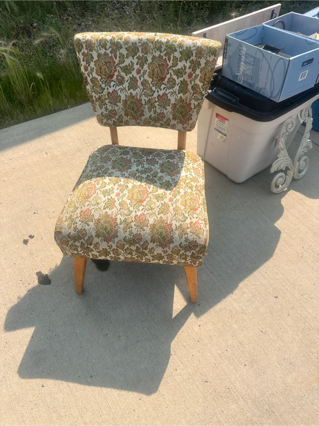 Vintage Accent Chair - photo 2