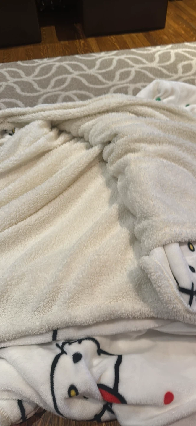 Hello Kitty Fleece Sherpa Throw Blanket - photo 2