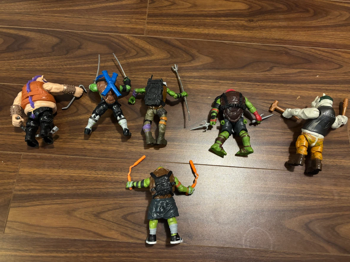 Teenage Mutant Ninja Turtles Action Figures Lot - photo 2
