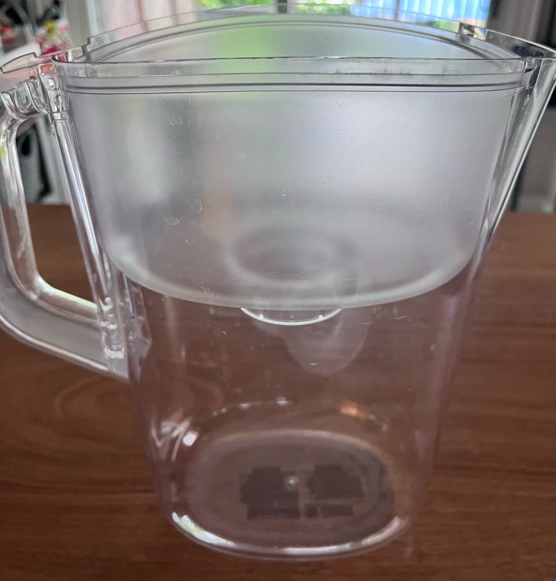 Brita Water Filter Pitcher with 8 Standard Filters - photo 3