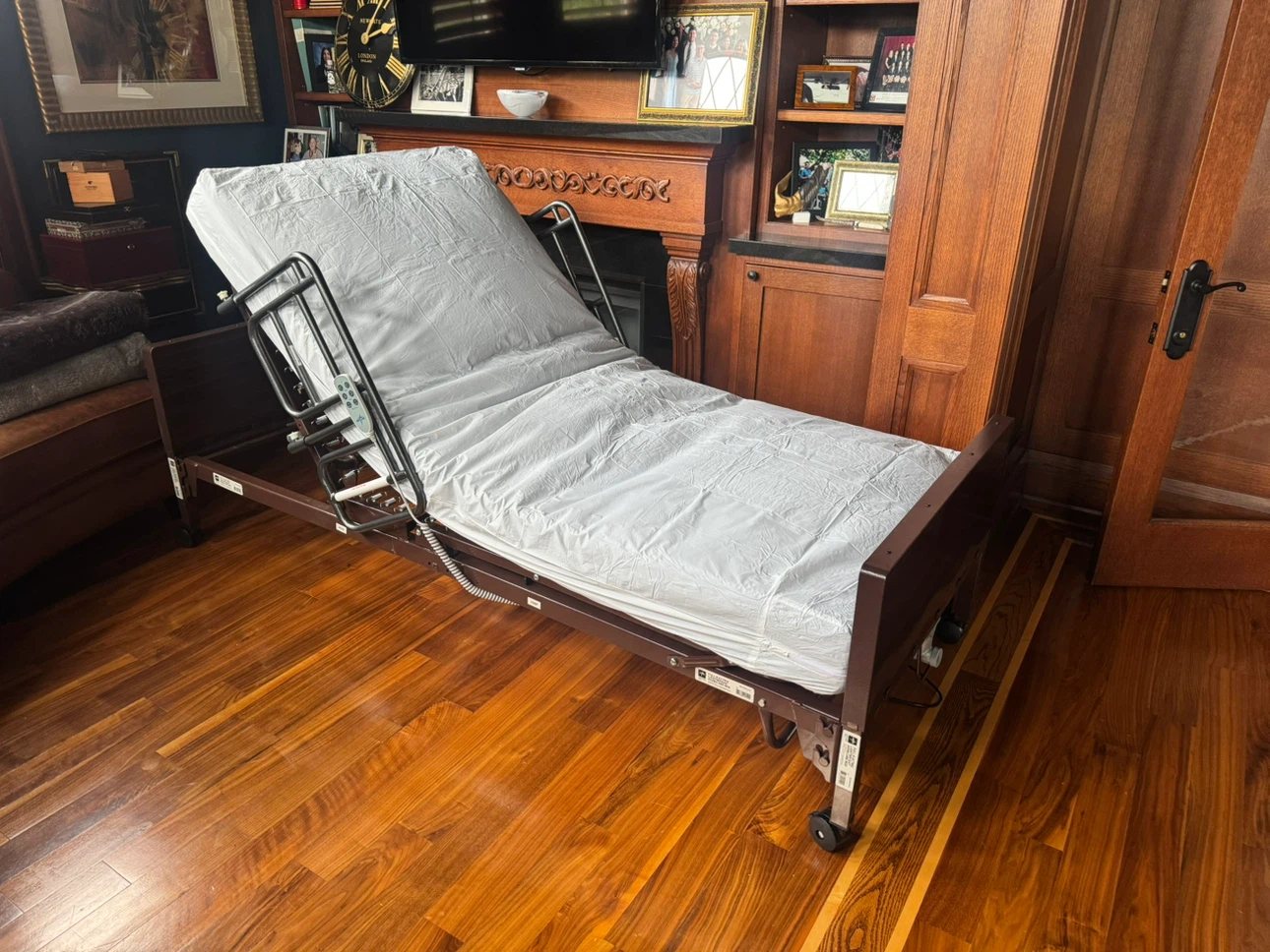 HOSPITAL BED RENTALS FAST SAME OR NEXT DAY SERVICE - photo 4