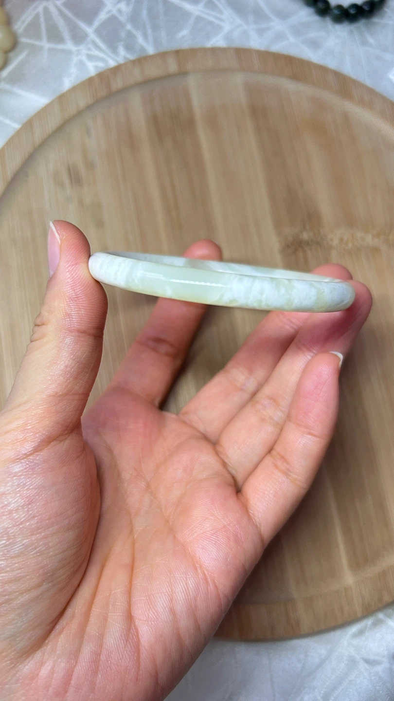White natural jade bangle - photo 3