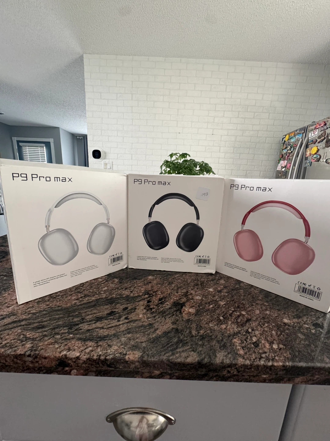 P9 Pro Max Headphones - Silver, Black, Pink (Brand New) - photo 2