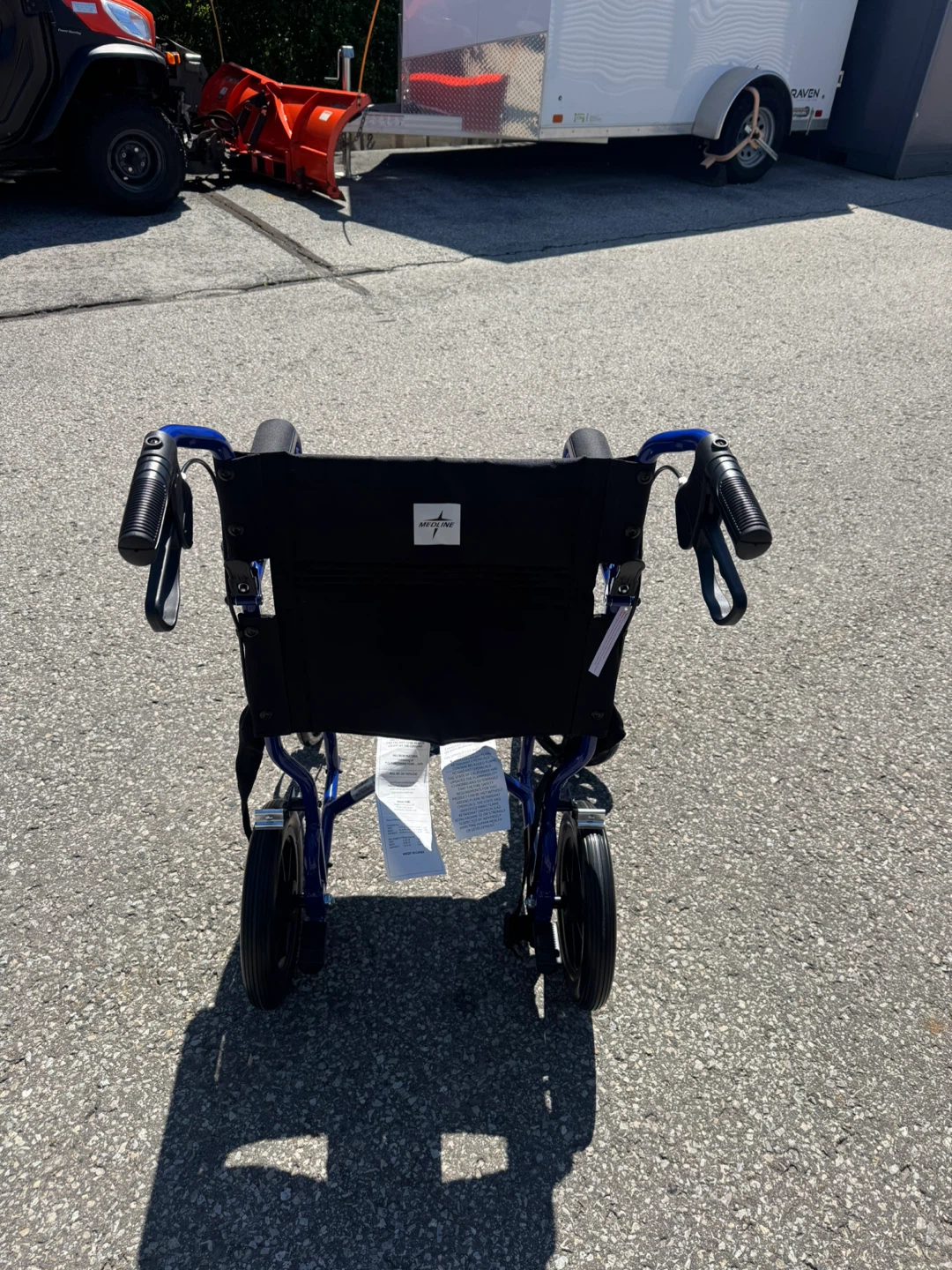 MEDLINE TRANSPORT CHAIR NEW DELIVERED - photo 2