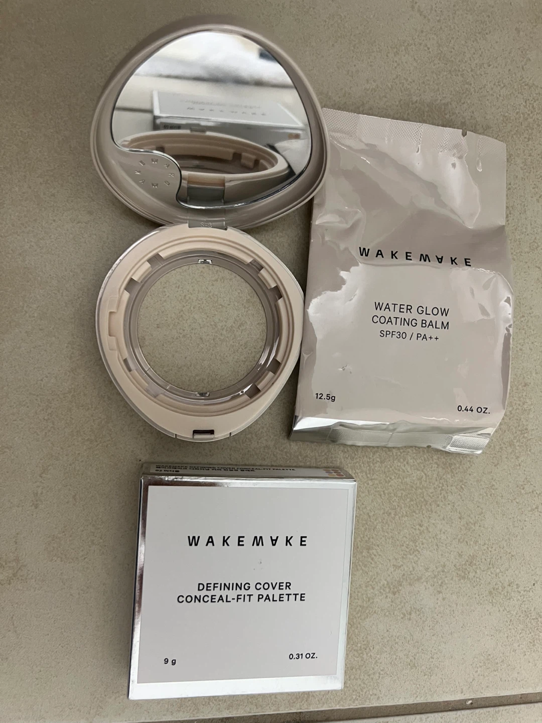 WAKEMAKE Water Glow Coating Balm SPF30/PA++ Natural Beige 03