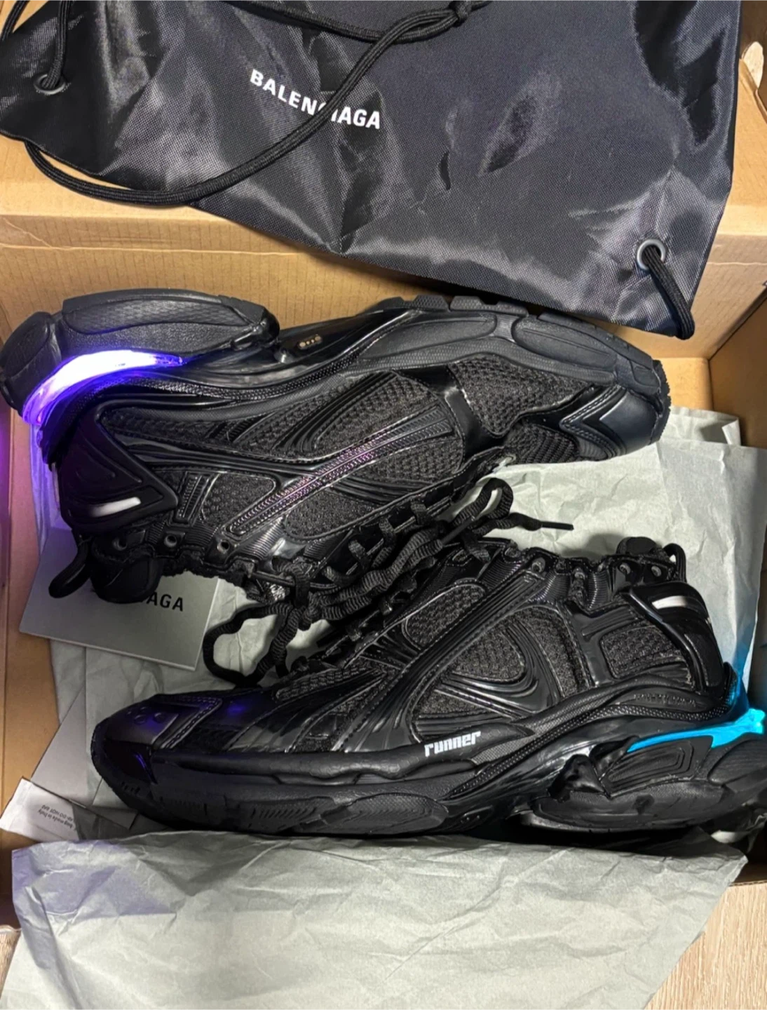 Balenciaga Runner LED Sneakers Black Size 42 - photo 2