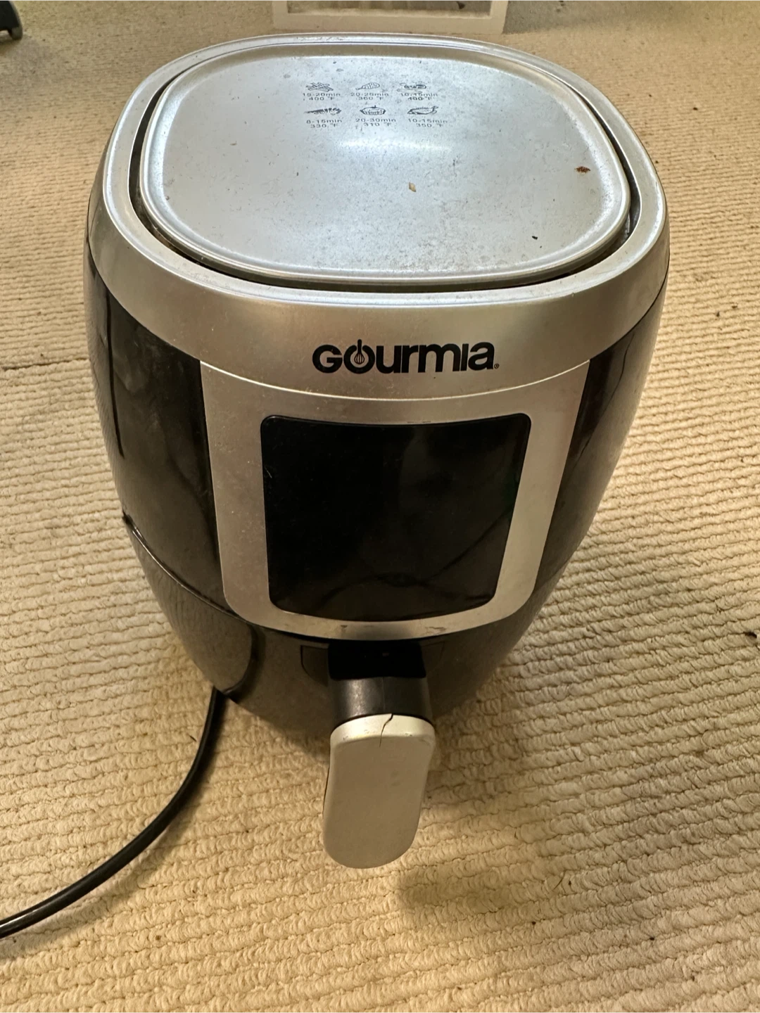 Compact Gourmia 2.2-Quart Air Fryer - photo 2