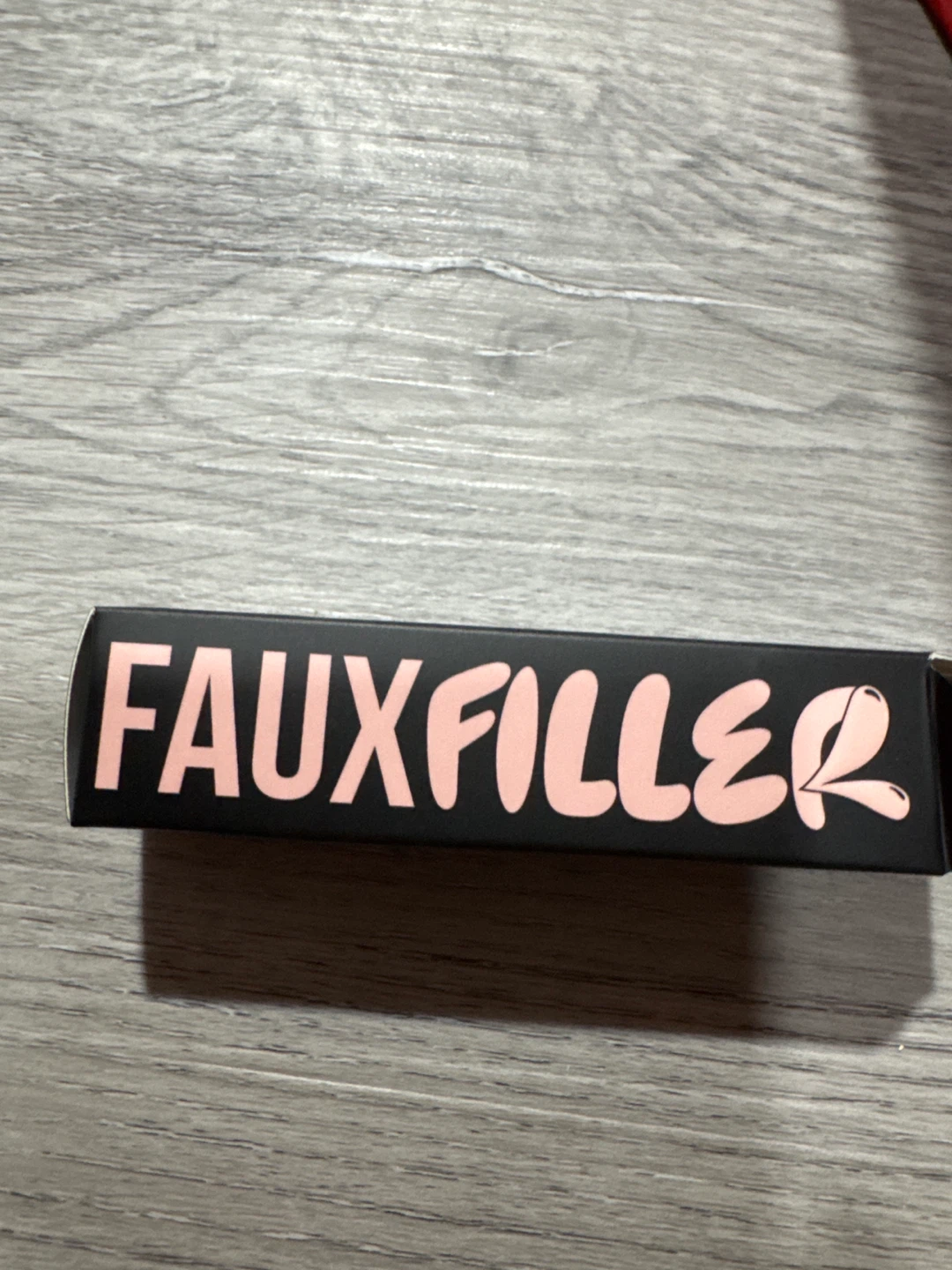 HUDA BEAUTY FAUX FILLER Gloss - HONEY