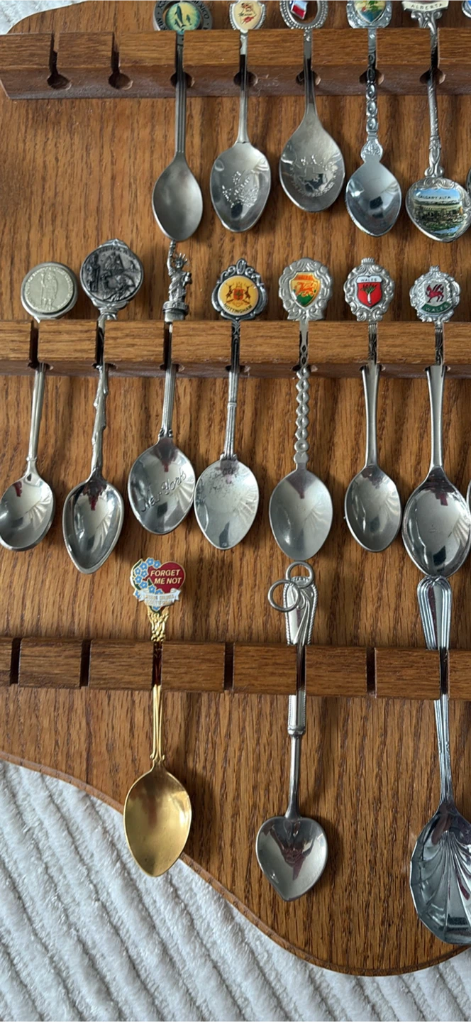 Collection of Decorative Souvenir Spoons ( pls read ) - photo 2
