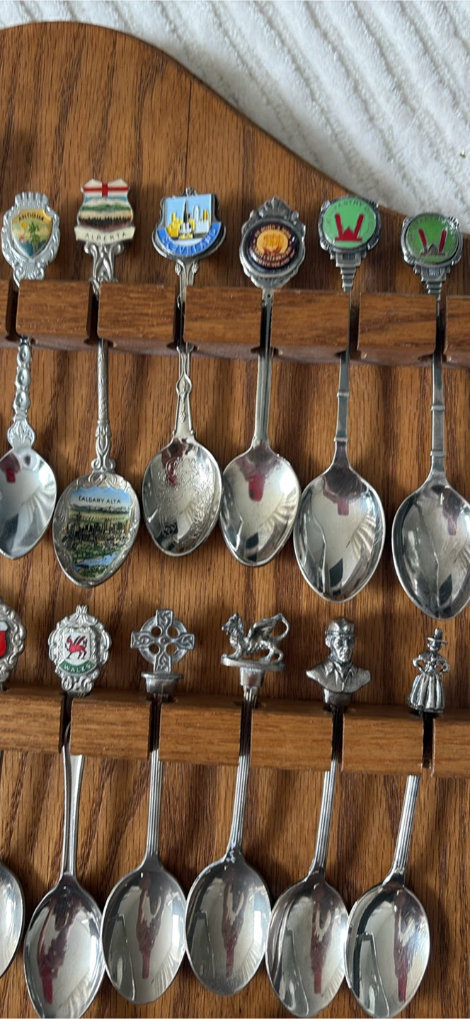 Collection of Decorative Souvenir Spoons ( pls read ) - photo 4