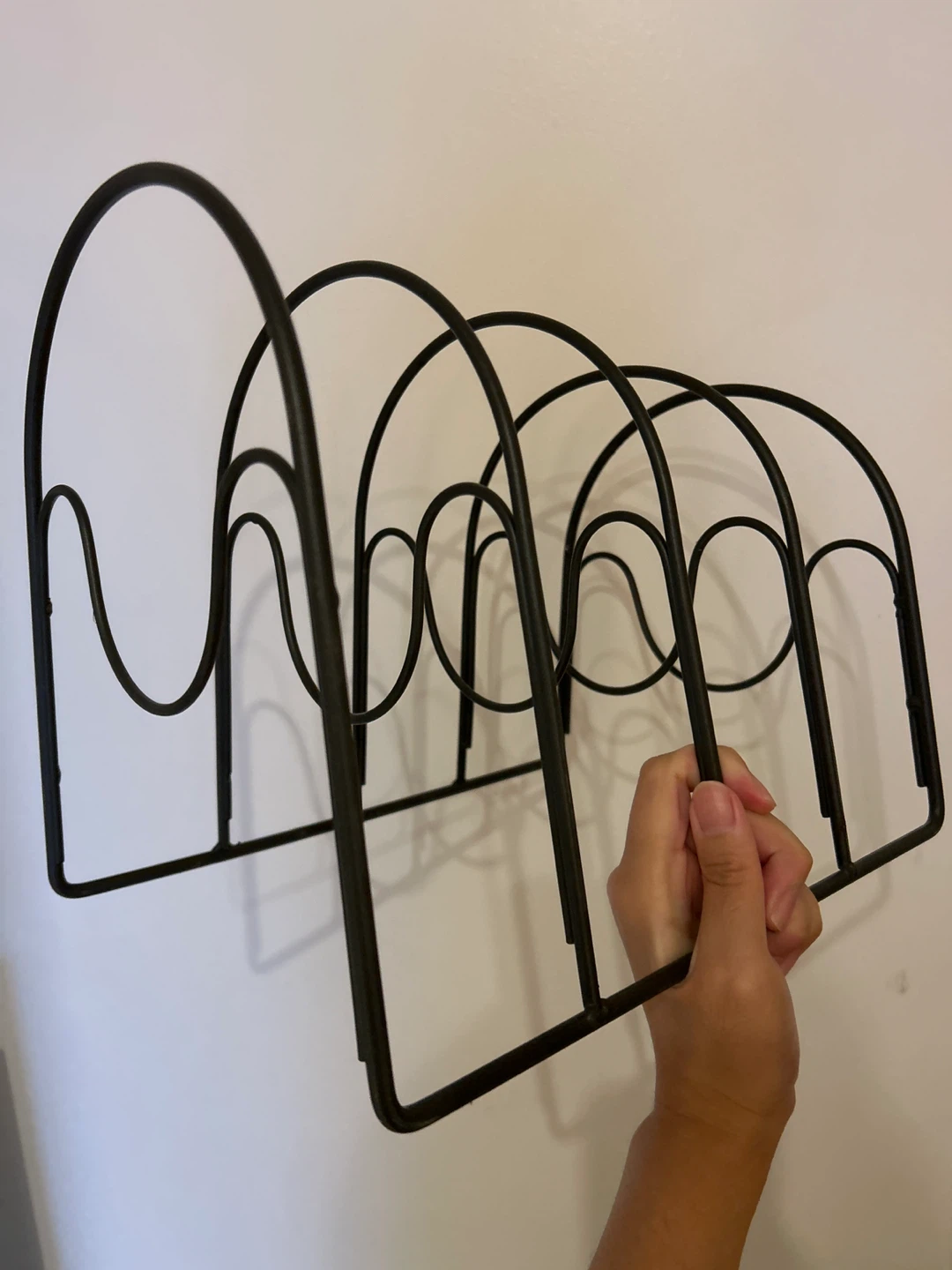 Black Metal Vertical Magazine Rack - photo 2