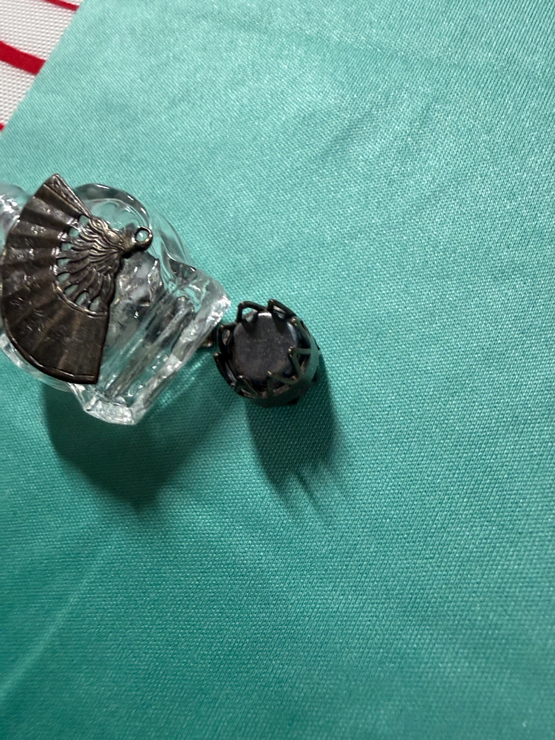 Mini glass holy water /Perfume Bottle with Fan Detail - photo 5