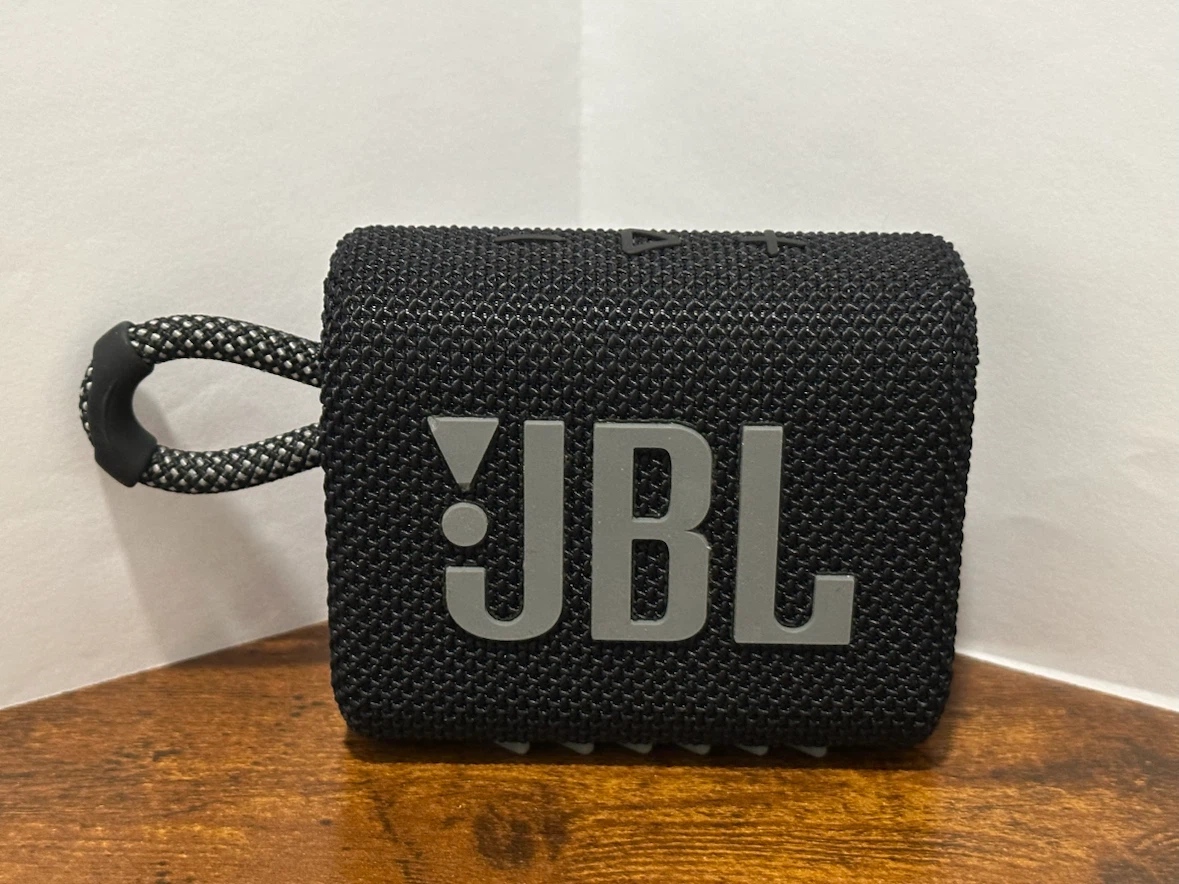 JBL Go 3 Portable Waterproof Speaker - Black