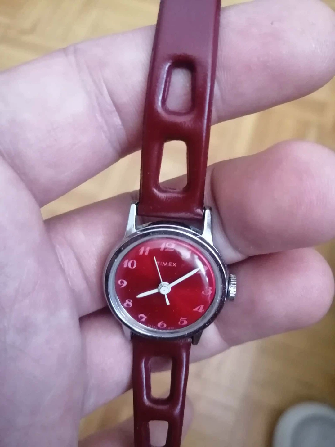 Mechanical hand wind Timex watch. Works perfectly