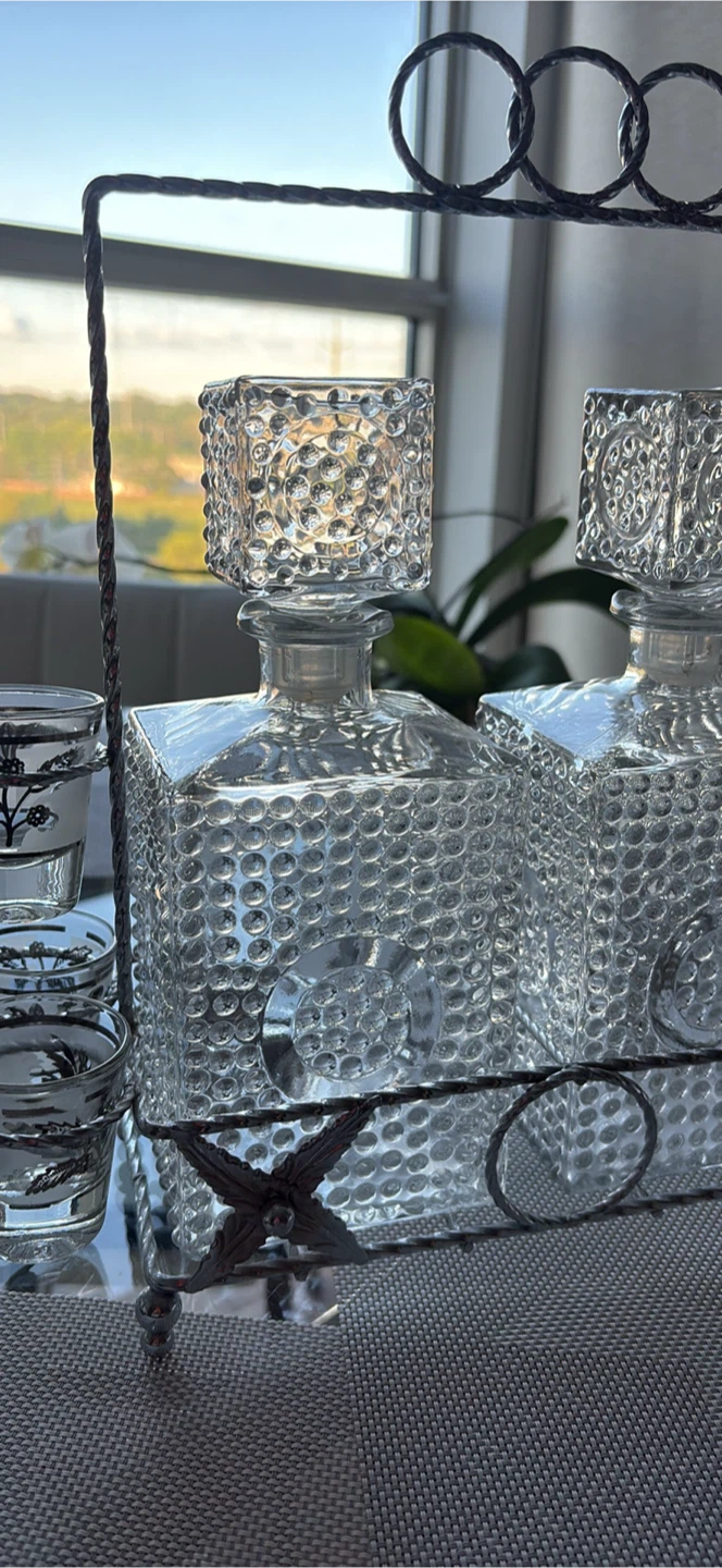 Vintage Glass Decanter Set with Shot Glasses - photo 4