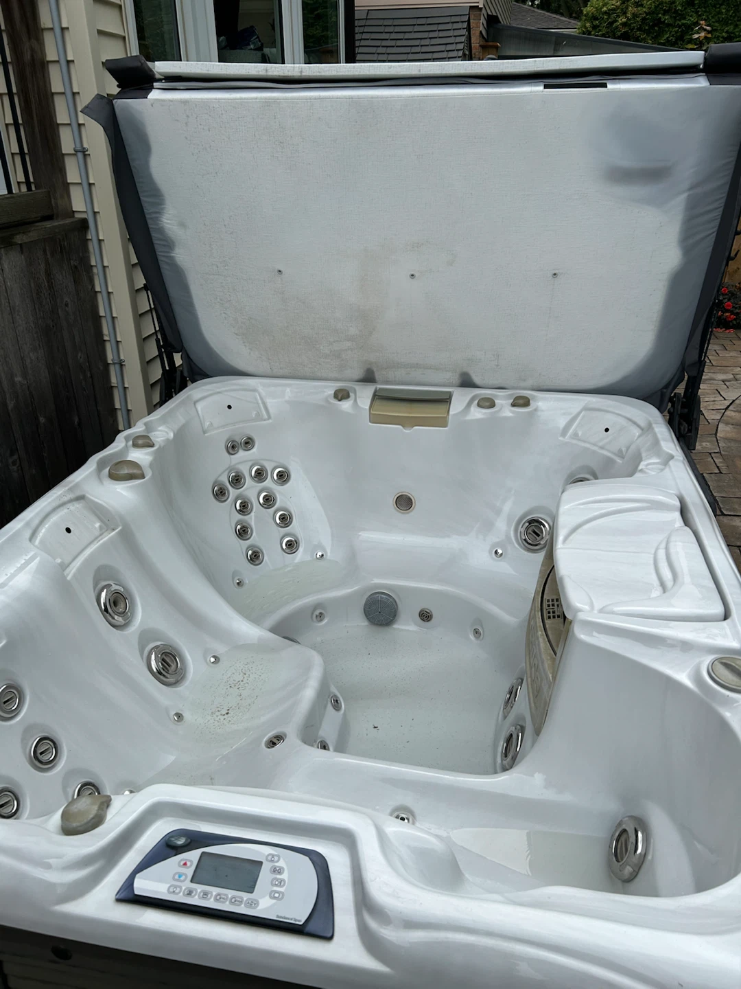 Sundance Marin Hot Tub - 4-5 Peron - photo 2