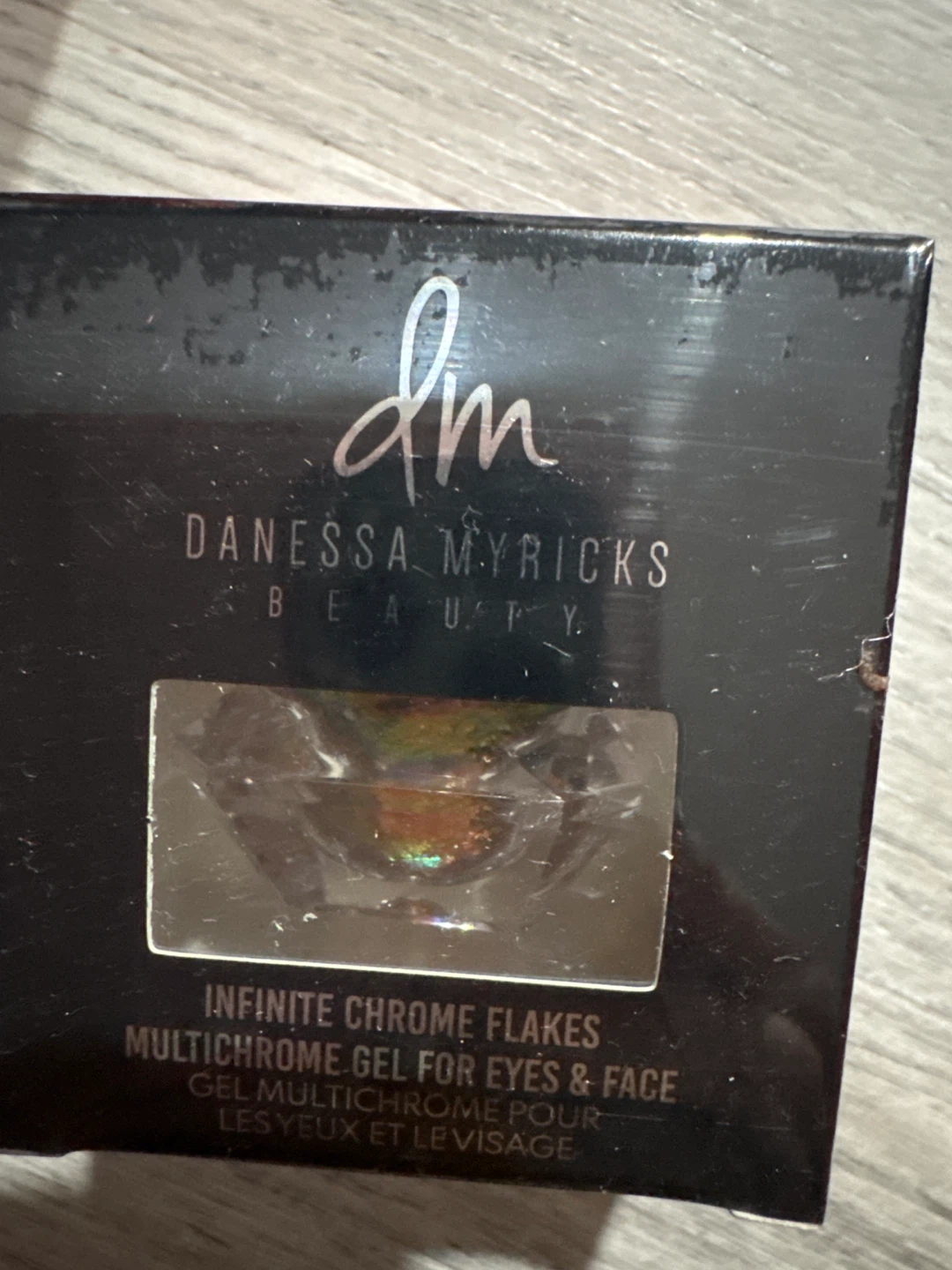 Danessa Myricks Beauty Infinite Chrome Flakes Multichrome Gel