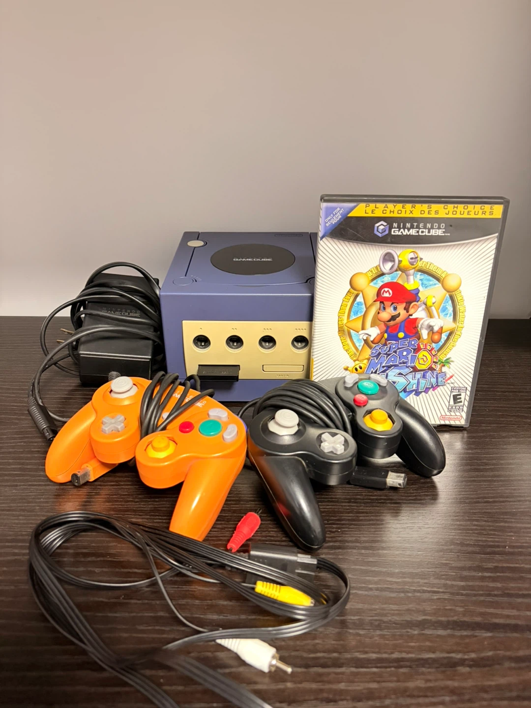 Nintendo GameCube DOL-001 + Mario + 2 Manettes + Mémoire