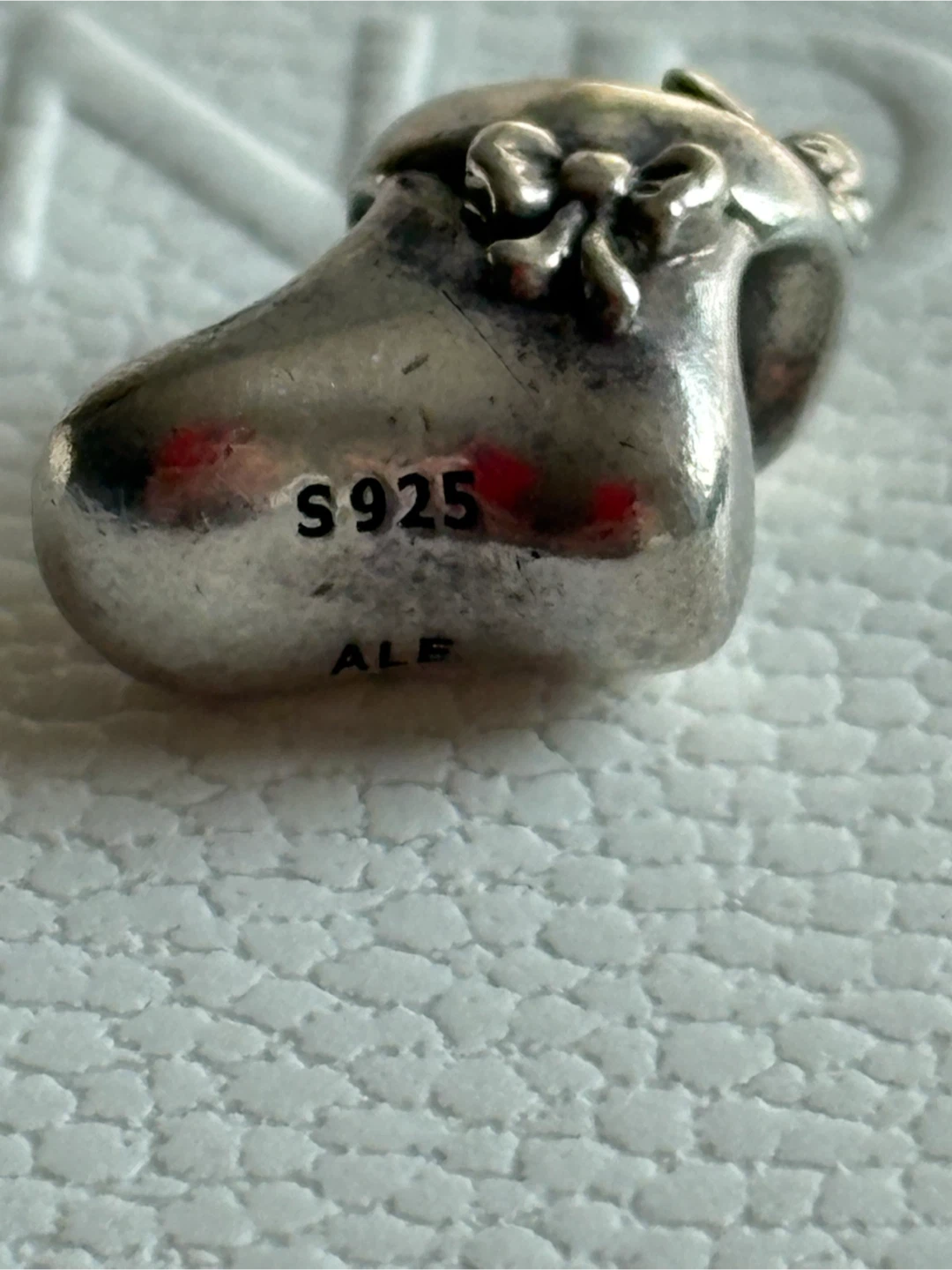 Pandora S925 ALE Christmas Stocking Charm - photo 3