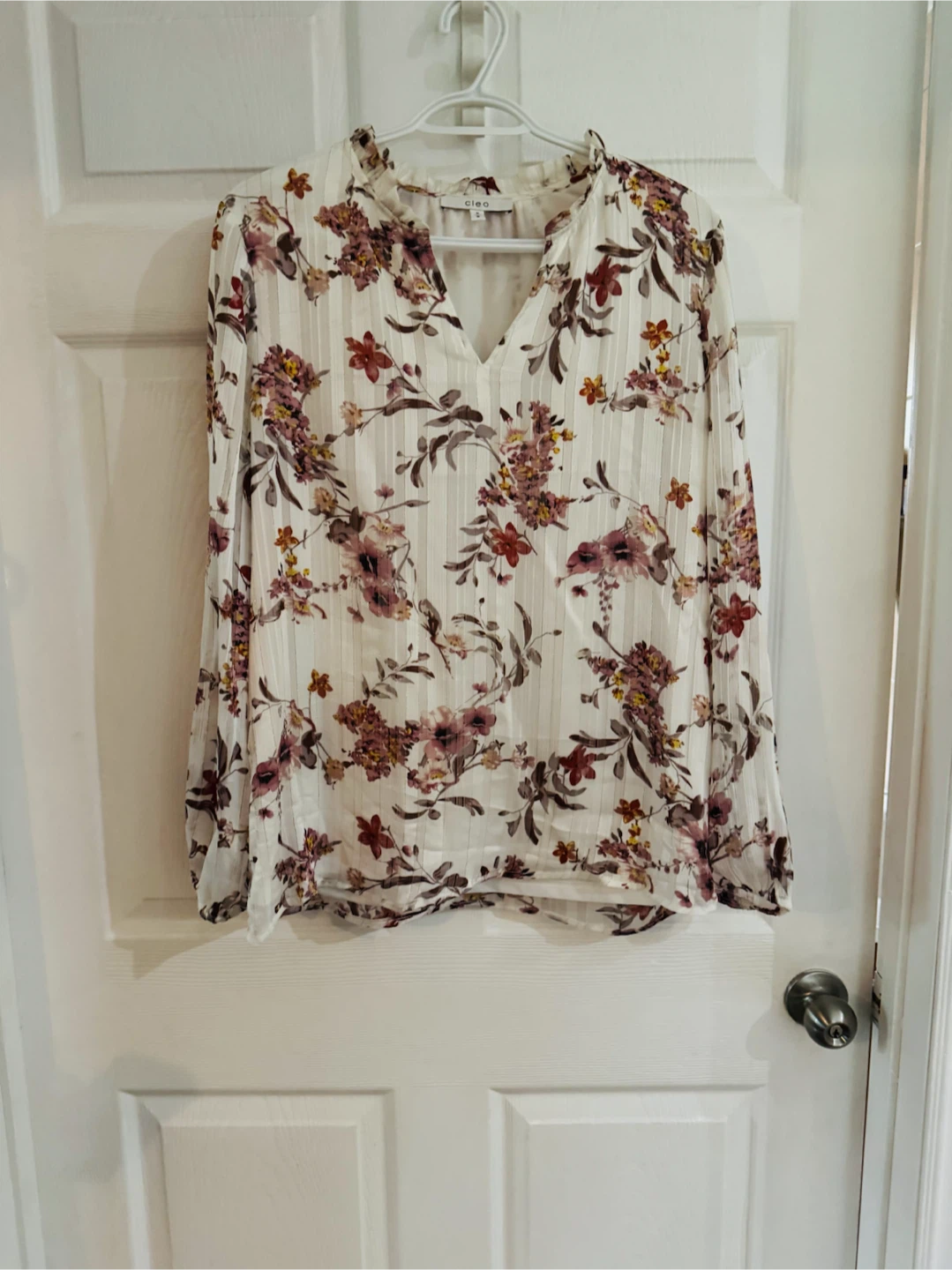 Assorted Women's Tops Bundle - photo 5