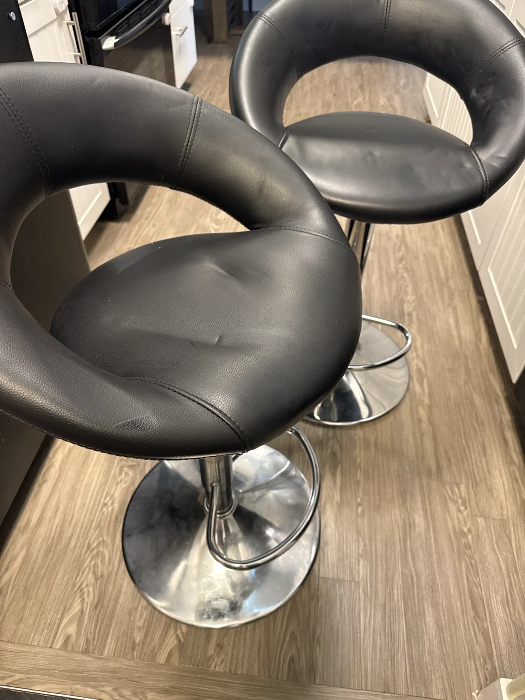 Set of 2 Black Faux Leather Bar Stools