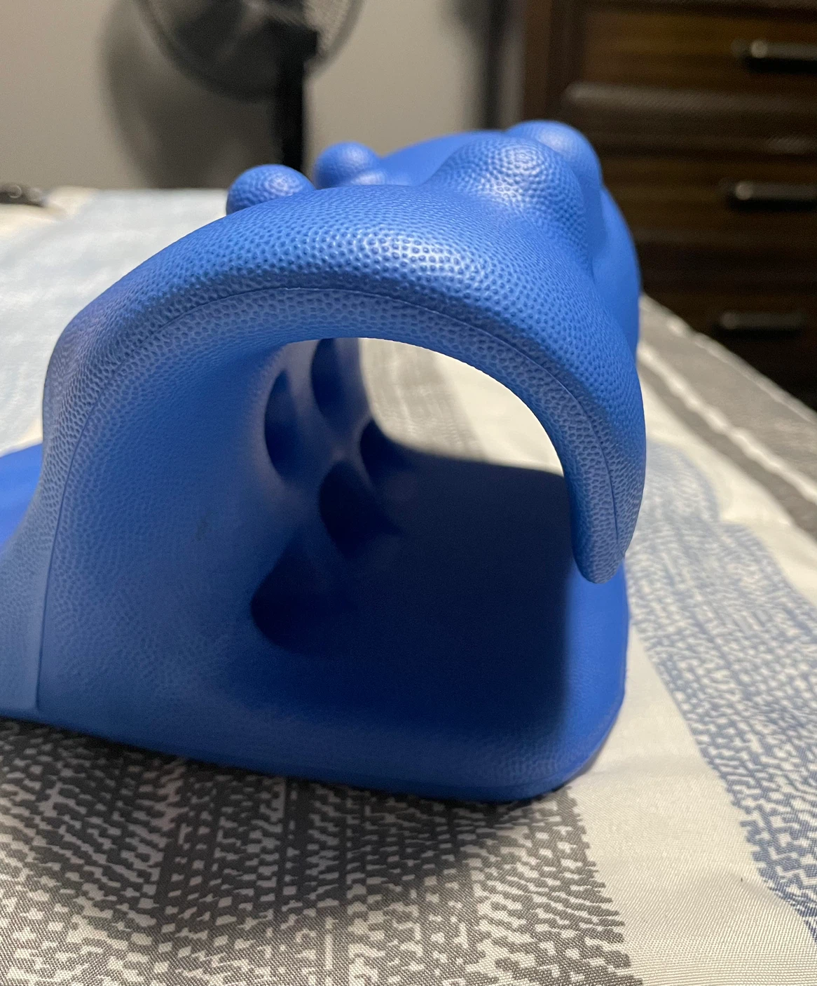 Bilitok Neck Stretcher Chiropractic Pillow - Blue - photo 3