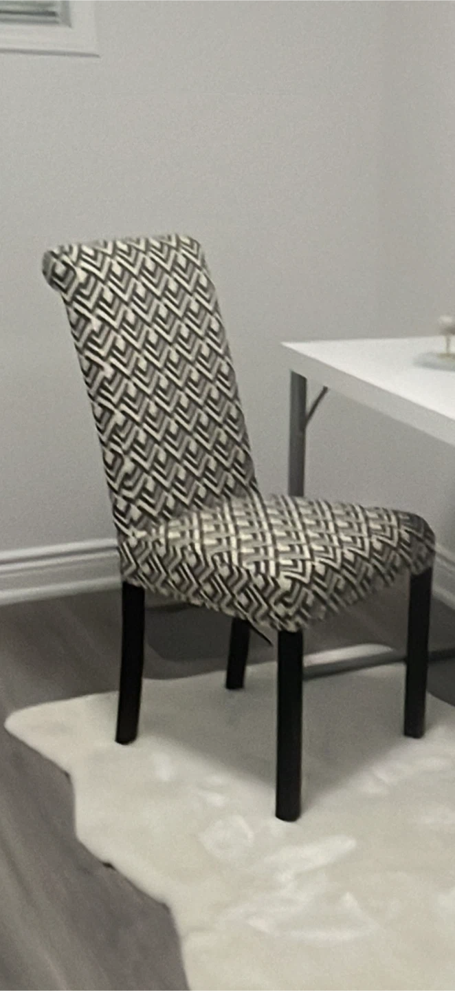 Dining Chair with Geometric Pattern Upholstery
